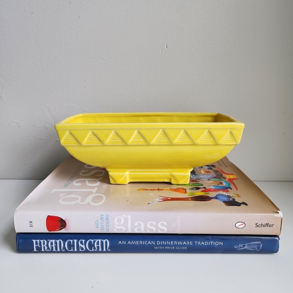 Vintage Yellow Rectangular Planter - Picture 2 of 9